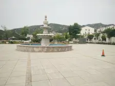 磁山温泉小镇 联排打头别墅 上下五层 观湖观山