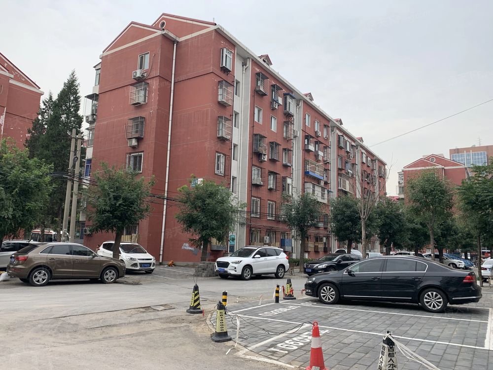 小区相关图