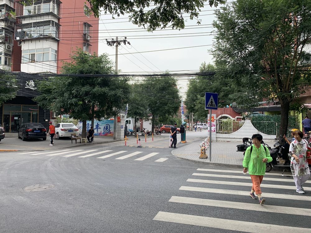 小区相关图