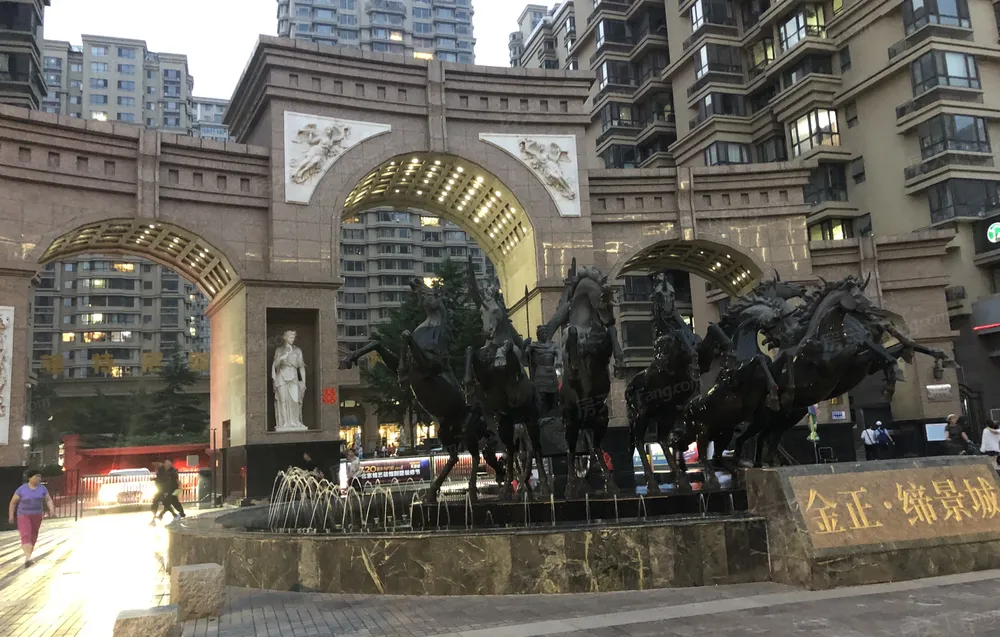 急售 首付60万 缔景城28万豪装小三室 桥西外国语片内 赠送地下室