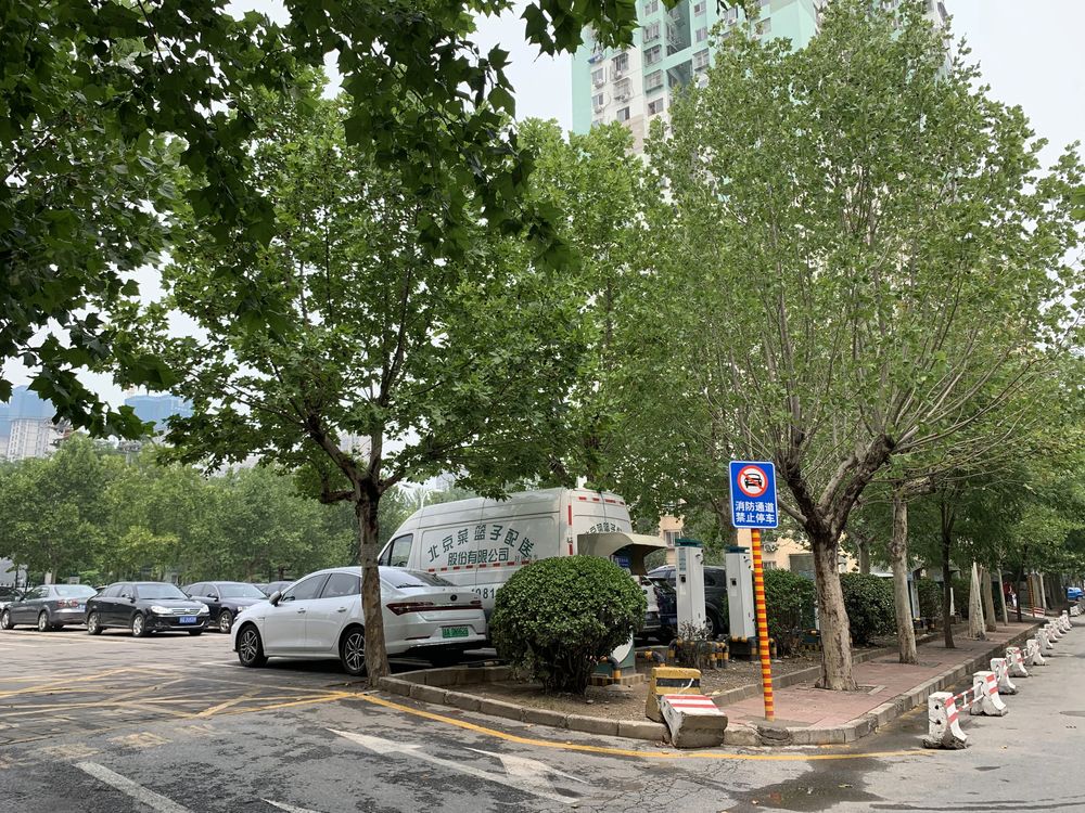小区相关图