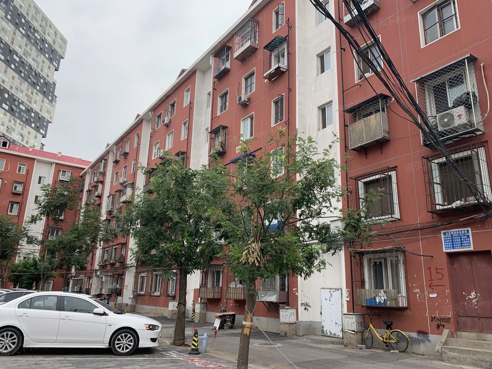 小区相关图