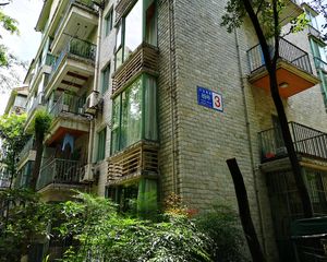 西区花园晨之曦3室2厅西南