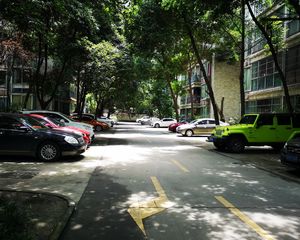 西区花园晨之曦3室2厅南西南