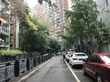 红城 4室2厅 西南 东北