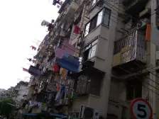 新上次顶楼双南两房,近地铁,看房方便,价格可谈