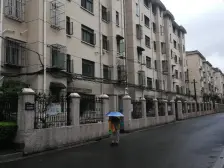 凌云新村好房,中间楼层厨卫全明,纯毛坯易改造