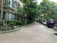 满五年wei一,南北通透,非顶楼,近地铁,采光好