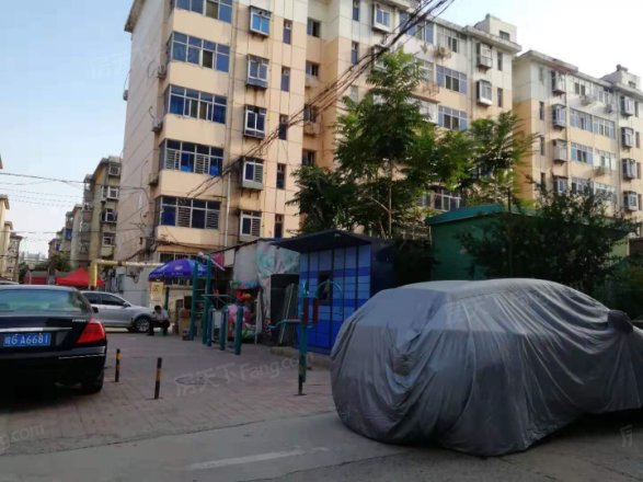 建国小区实景图