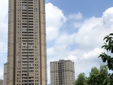 江北嘴两套打通【千平大花园】通风好,拎包入住保养新