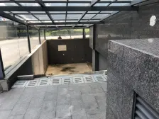 桐泾商务广场,桐泾公园对面,朝向东南,采光佳,出行很方便的