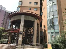 中上楼层可看湖景,装修好保养新,业主诚意出售