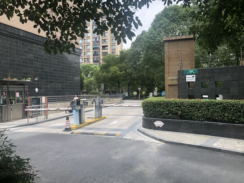 小区相关图