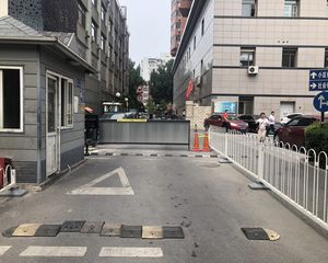 嘉业大厦一期3室2厅东东北