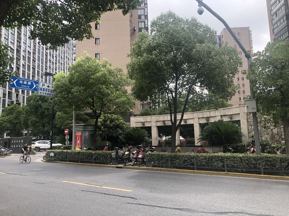 小区相关图