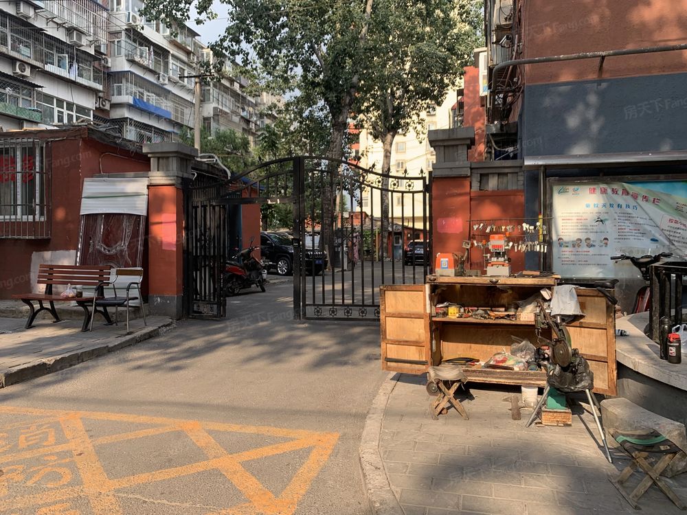 小区相关图