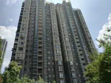 金轩三期,新上高区边套大两房,出门就是和平公园