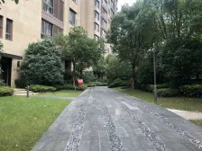 新出大四房,内环滨江次新豪宅,精装家具全送 ,看房方便