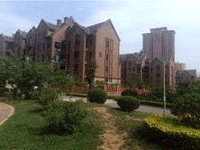 此房房主精心设计,装修保持的好,户型方正,五明户型