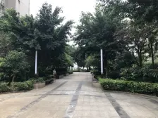 学府路 山水长天三房70万