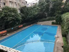 轻轨站正三房双卫 配套齐全 出行方便顶楼带屋顶花园