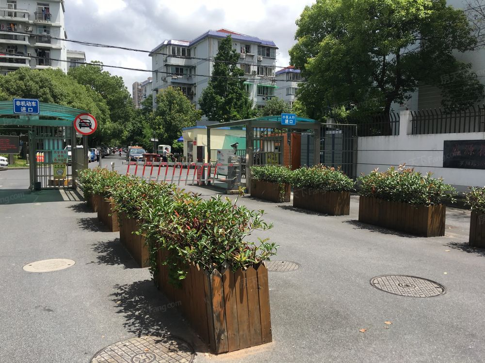 小区相关图
