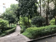 轻轨站旁低总价一室一厅,轻松上车