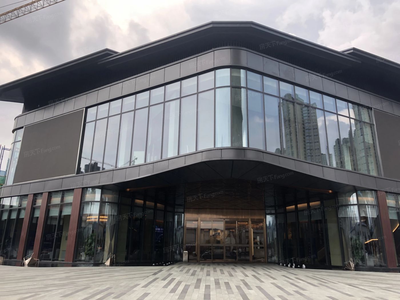 达美·寰宇中心