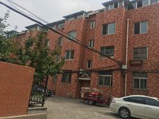 国际新城5楼71.7平米精装修代全部家具