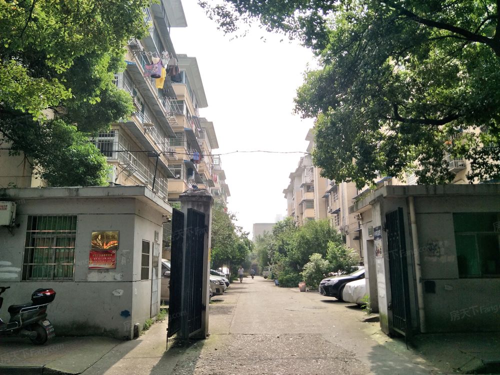 小区相关图