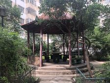 联草小区房主诚心出售,产权清晰