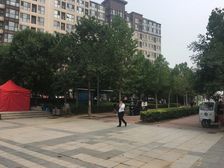 长阳·芭蕾雨二期·4室·2厅