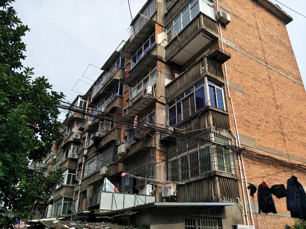 小区相关图