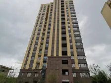 湖畔樾山,品质洋房,房间大,户型方正,看房随时.精壮修