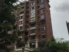 社区配套成熟,小区环境好,户型方正,采光好。