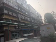 六楼一居室阳面企业产 生活方便 小区环境好 近地铁