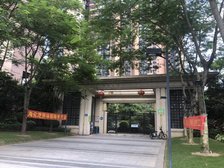 全屋精装 业主诚意出售 近地铁 ca光通风好,视野开阔