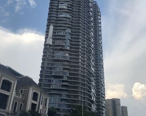 天祥水晶湾4室2厅南