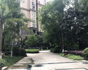 天府世家6室2厅东