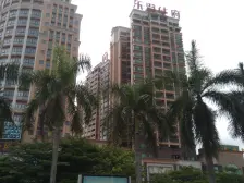 东港华府 南北通透3房2卫, 业主诚意出售看房方便。