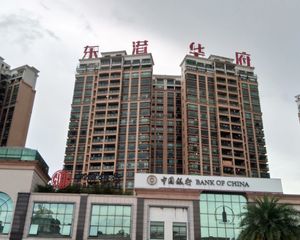 此房户型方正,布局合理,2房,中间楼层。