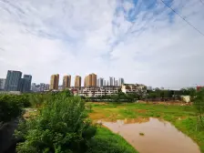 西区横厅精装四房,住家装修带暖气片