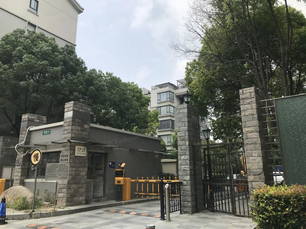 小区相关图