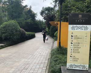 天府世家3室2厅东南