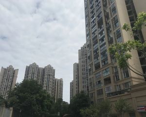 花样年花样城五期2室1厅东南