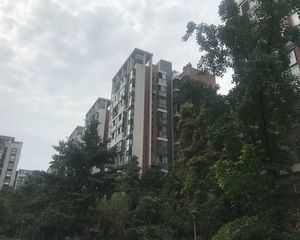幸福里1室1厅东南
