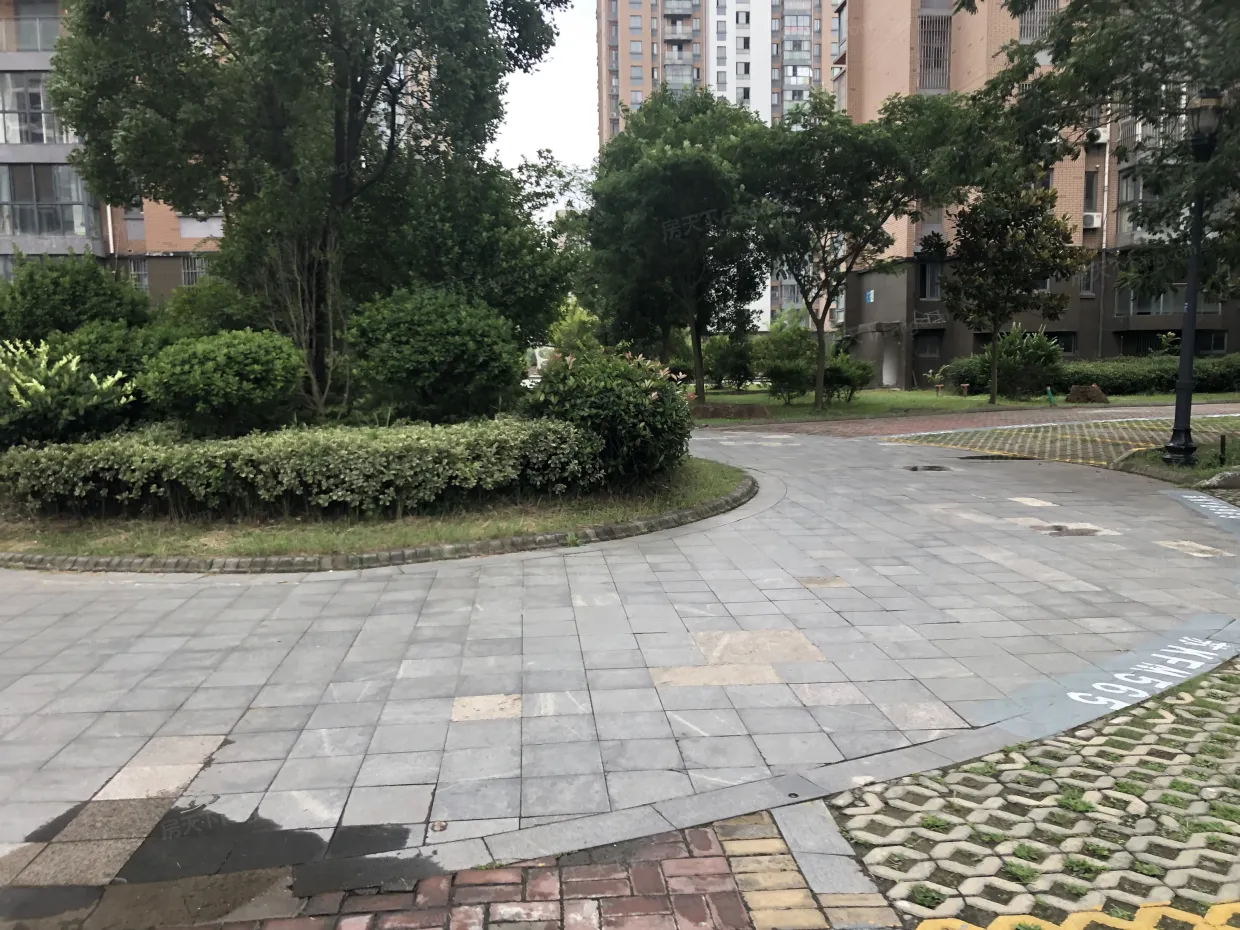 【扬州九龙湾润园小区,二手房,租房】- 扬州房天下