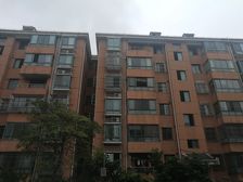 秀枫苑15号/5号线双轨交配套成熟,全明两房两卫