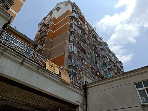 新大世界小区实景图