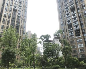 花样年花样城五期3室1厅东东南南